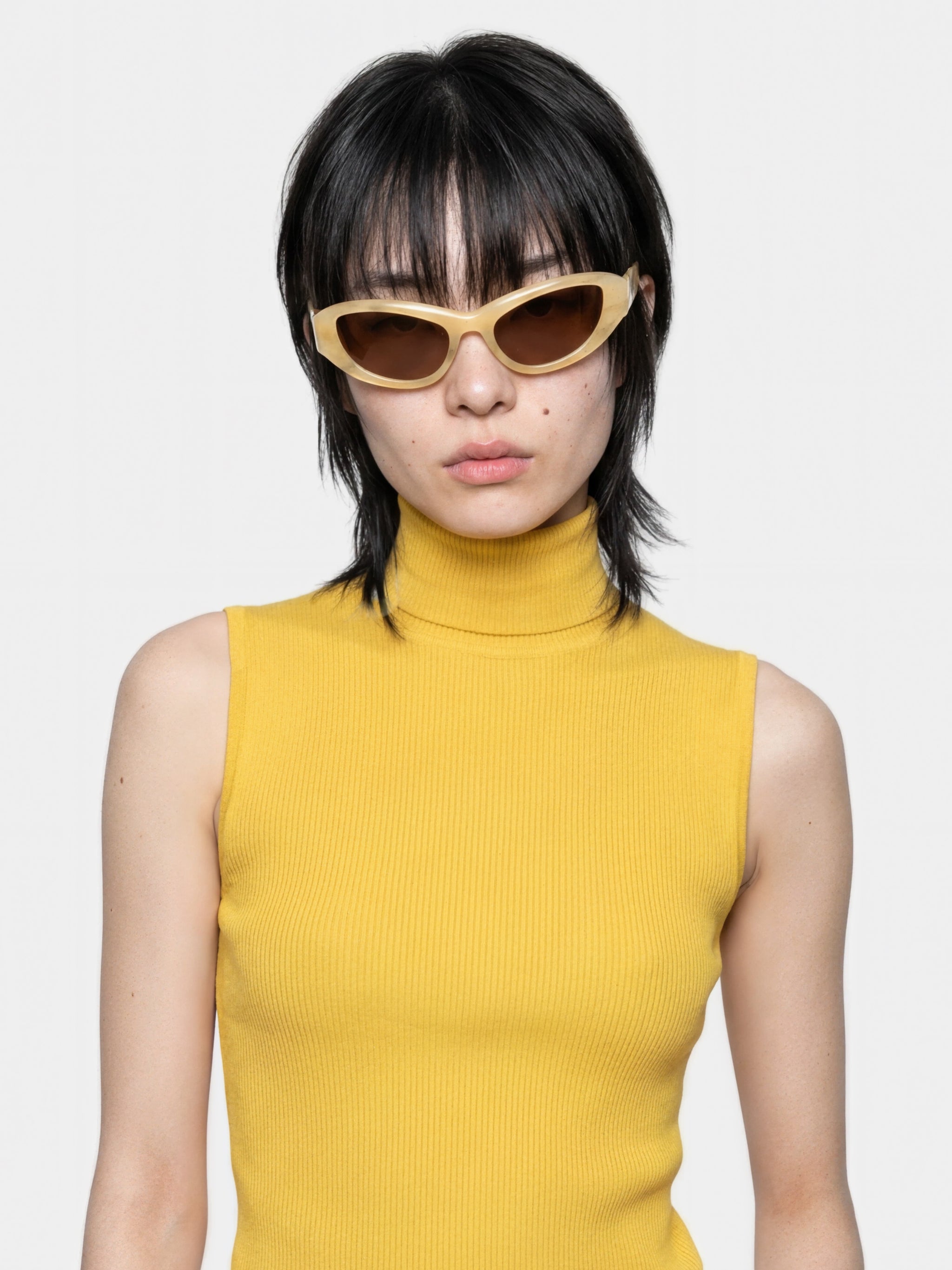 ORIJIN in Amber